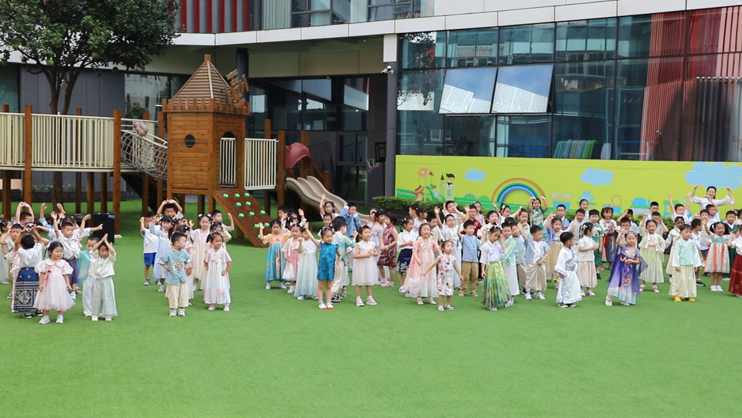 月满中秋，，，情满“雅歌”！！！